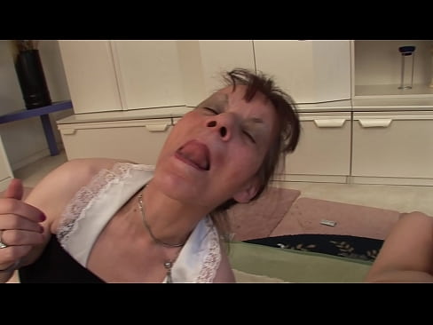 ❤️ Meji grandmothers ati ọkan grandfather ni a ẹlẹni-mẹta ❤️  wa %yo.porn33.top ❤